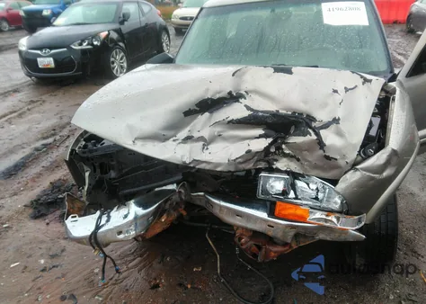 2003 Chevrolet S-10 Ls from USA, damaged, VIN 1GCCS14X538118247